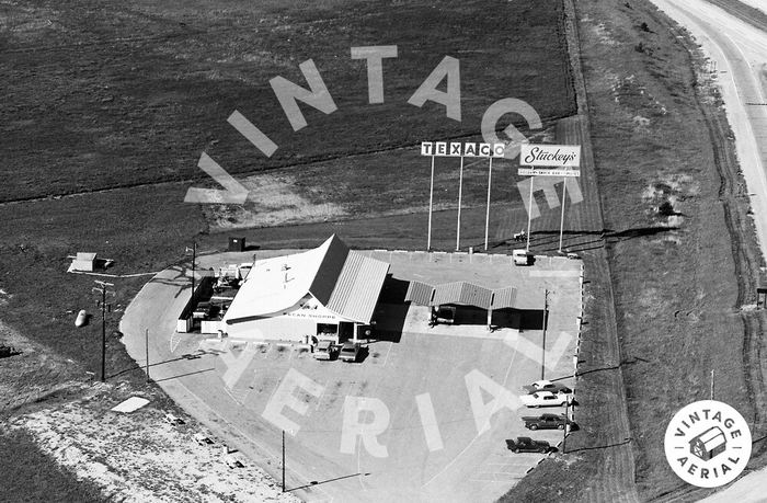 Stuckeys - Fenton - 3324 Owen Rd (newer photo)